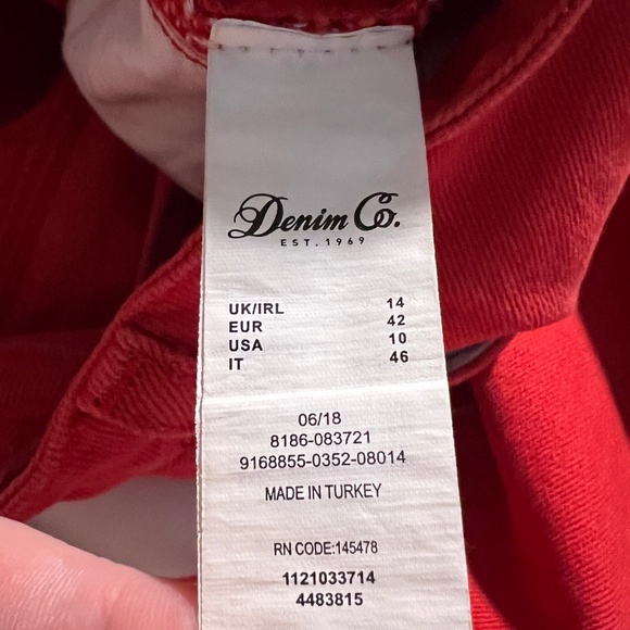 EUC Primark Red Raw Hem Cropped Jeans - Picture 5 of 8